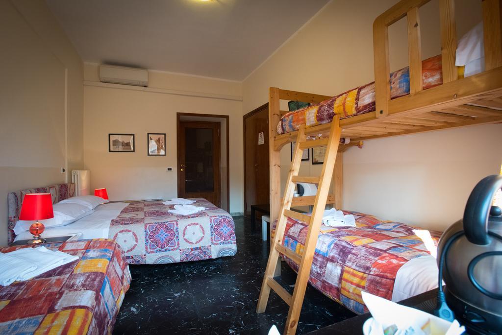 Quo Vadis Hotel Rome Luaran gambar